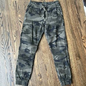 Twill Camo Jogger